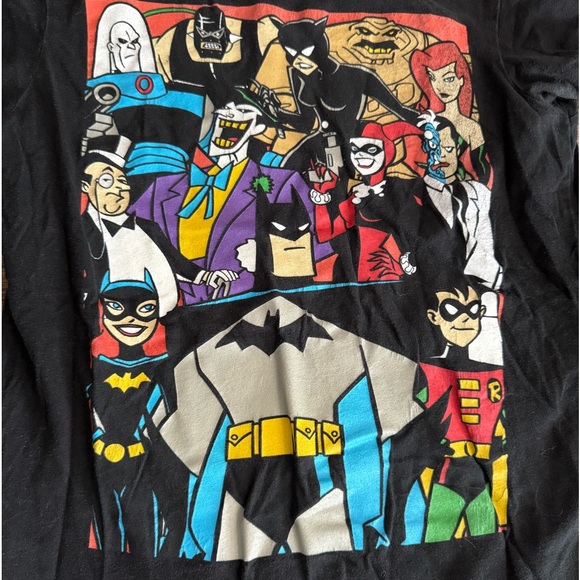 DC Comics presents the Animated Batman T-Shirt: Unisex Small: Gotham: The Joker - Picture 2 of 4